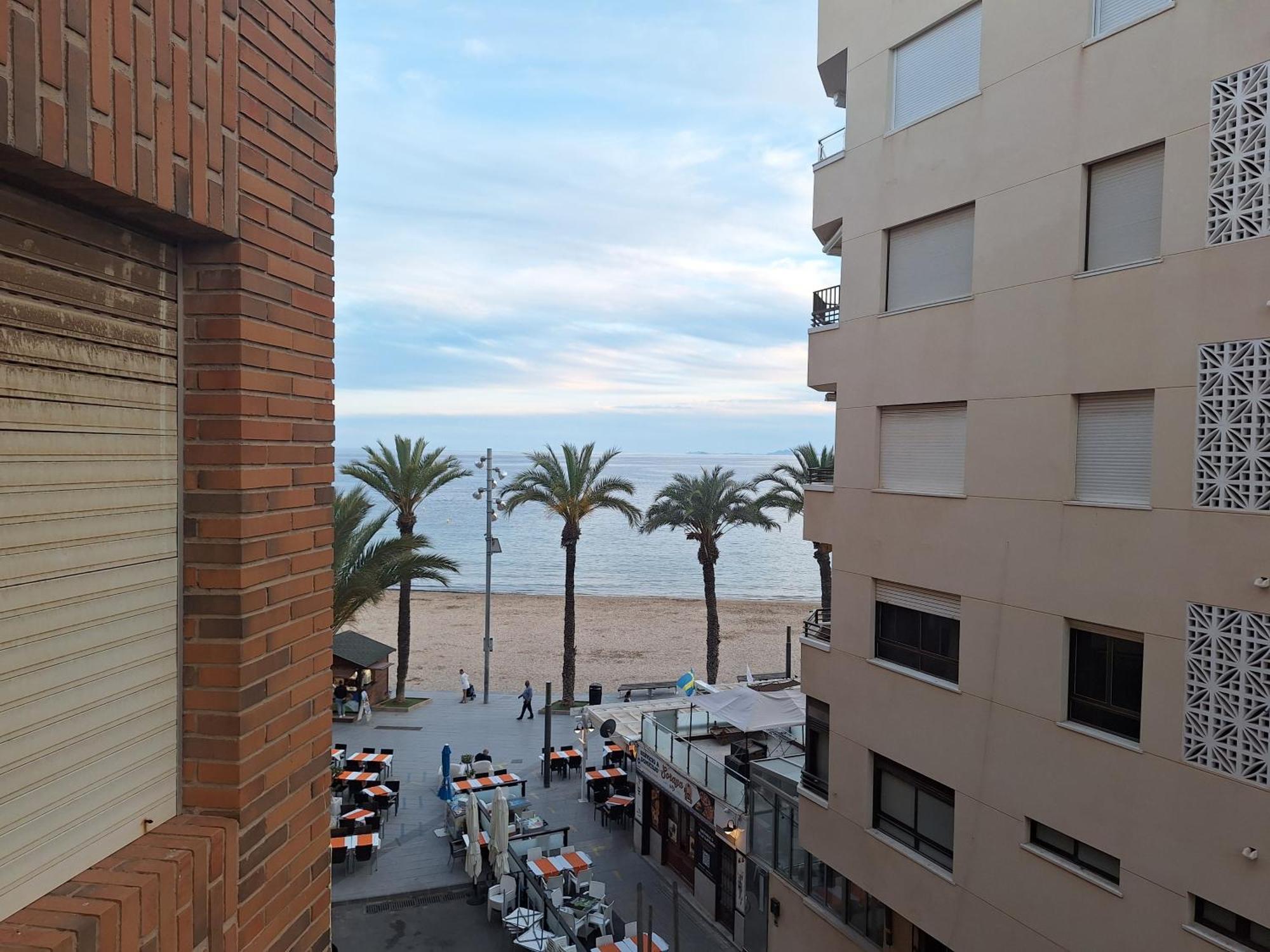 Apartamento 1A Linea Anri Torrevieja Bagian luar foto