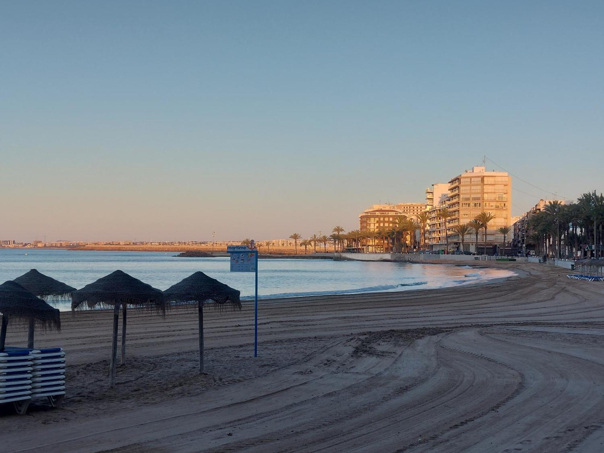 Apartamento 1A Linea Anri Torrevieja Bagian luar foto